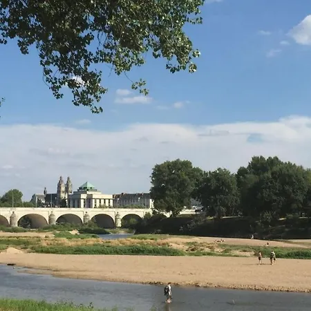 Loire View In The Historic Center Of Appartement *